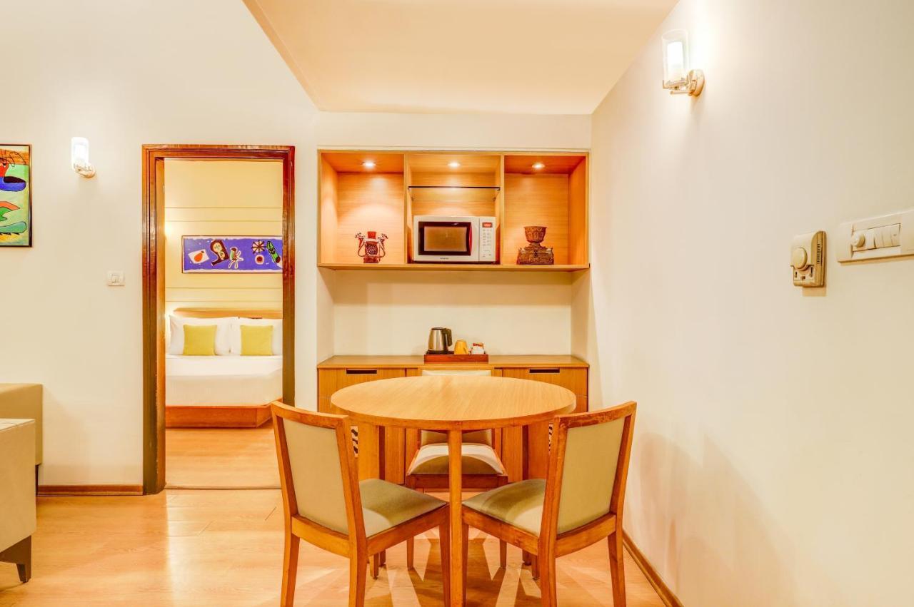 גאזיאבאד Lemon Tree Hotel, East Delhi Mall, Kaushambi מראה חיצוני תמונה