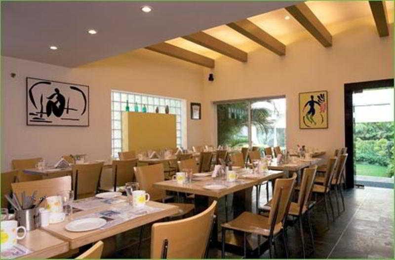 גאזיאבאד Lemon Tree Hotel, East Delhi Mall, Kaushambi מראה חיצוני תמונה