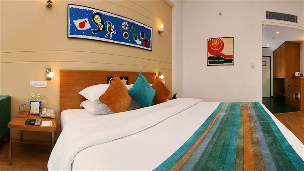 גאזיאבאד Lemon Tree Hotel, East Delhi Mall, Kaushambi מראה חיצוני תמונה
