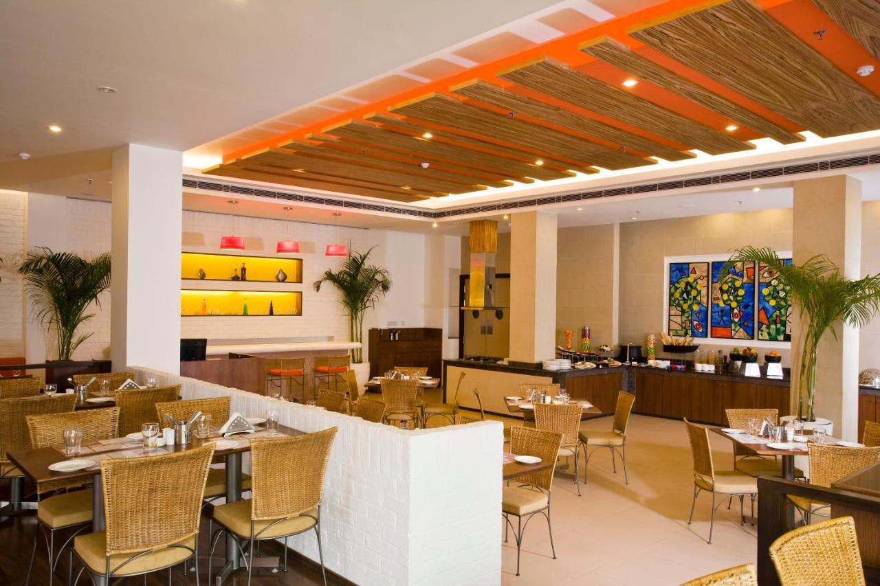 גאזיאבאד Lemon Tree Hotel, East Delhi Mall, Kaushambi מסעדה תמונה