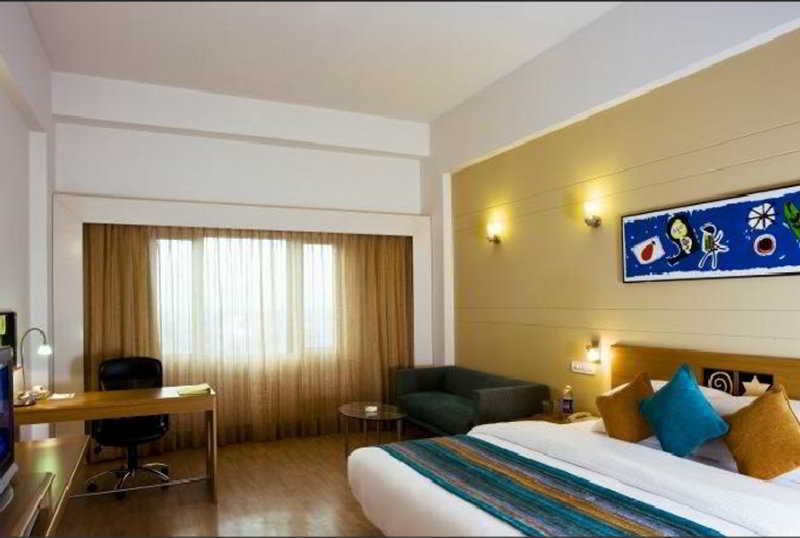 גאזיאבאד Lemon Tree Hotel, East Delhi Mall, Kaushambi מראה חיצוני תמונה